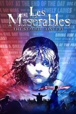 Nonton film Les Misérables: The Staged Concert (2019)